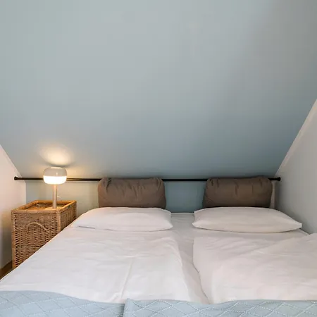 Haus Am Schilf - 4 * Wieck